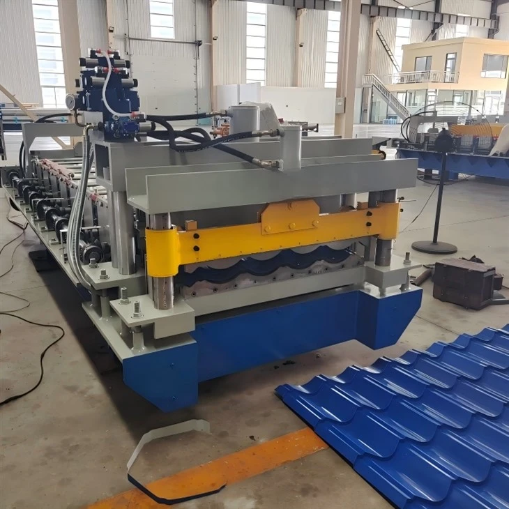Rollformmaschine für glasierte Fliesen